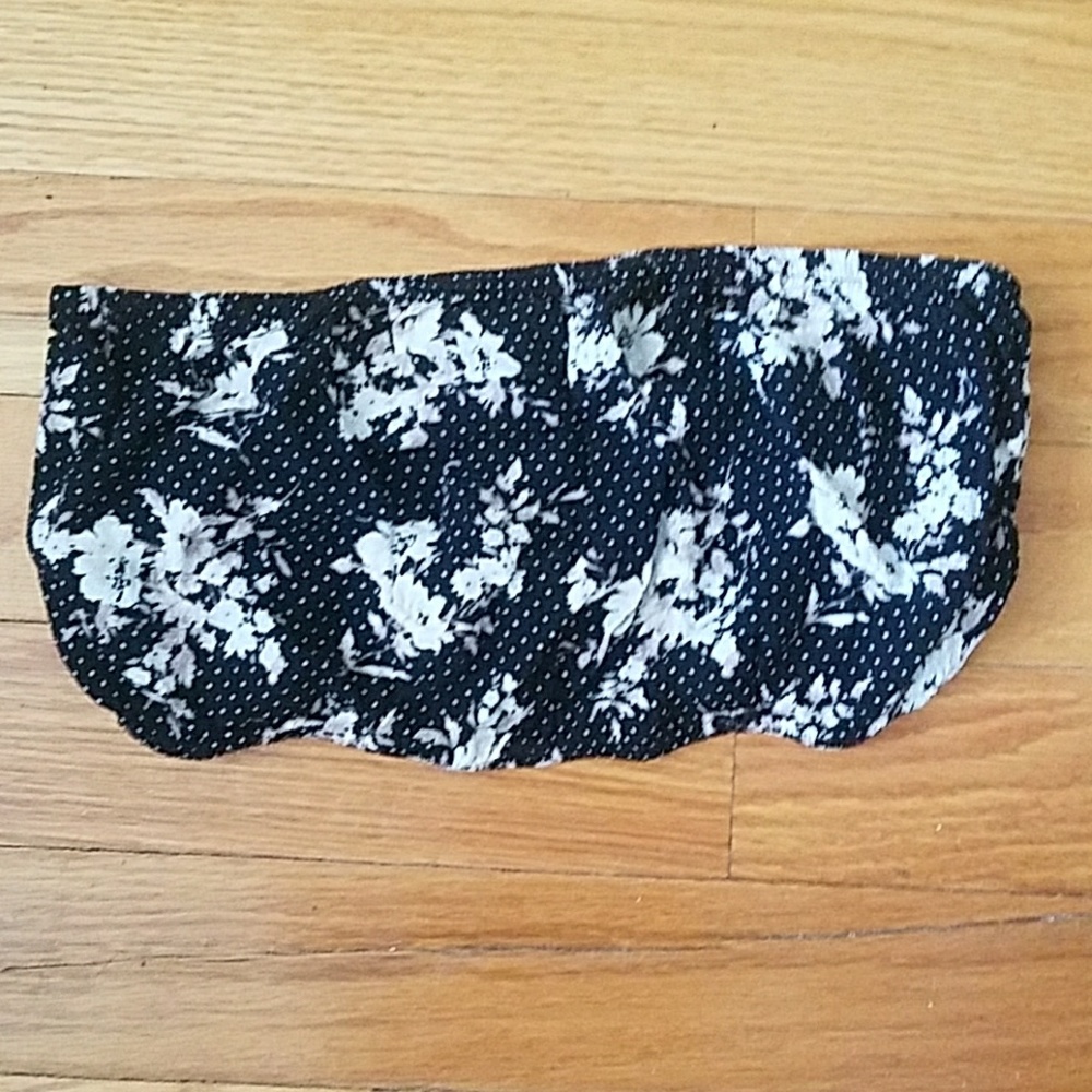 NWOT Forever 21 Black&White Floral Bandeau Size S